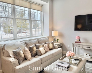 1555 Elm - Photo Thumbnail 20