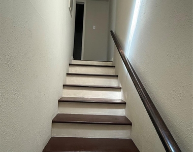 17202 Imperial Valley Drive - Photo Thumbnail 11
