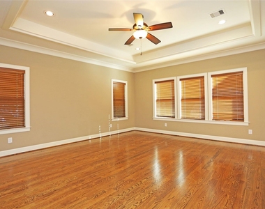 1611 Wakefield Drive - Photo Thumbnail 16