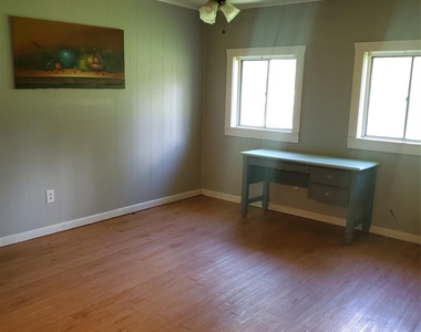 12021 Old Montgomery Road - Photo Thumbnail 11