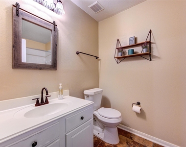 10622 Lonesome Dove Trail - Photo Thumbnail 29
