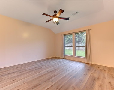 10622 Lonesome Dove Trail - Photo Thumbnail 14