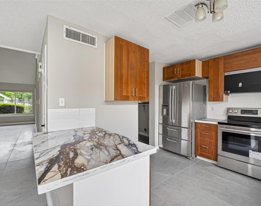 2340 Woodland Park Drive - Photo Thumbnail 22