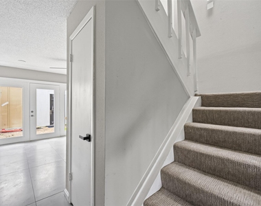 2340 Woodland Park Drive - Photo Thumbnail 11