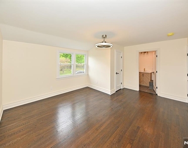 190 Madison - Photo Thumbnail 8