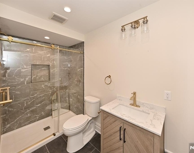 190 Madison - Photo Thumbnail 9