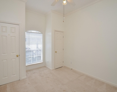 2710 Grants Lake Boulevard - Photo Thumbnail 12
