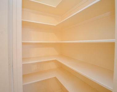 2710 Grants Lake Boulevard - Photo Thumbnail 19