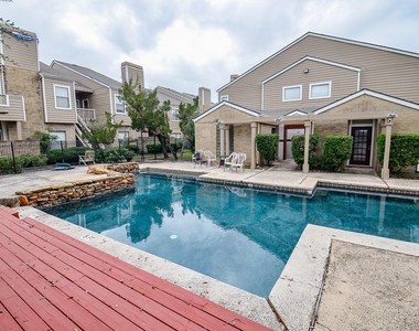 2710 Grants Lake Boulevard - Photo Thumbnail 1