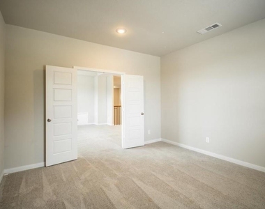 21449 Kings Guild Lane - Photo Thumbnail 13