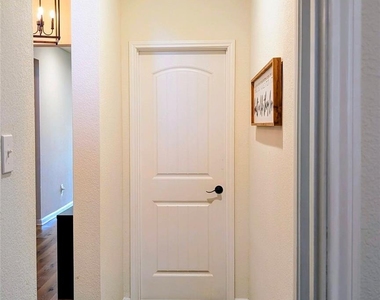 1438 Wheatley Hill Lane - Photo Thumbnail 13