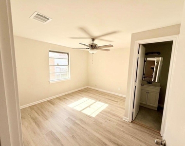 14106 White Heather Drive - Photo Thumbnail 9