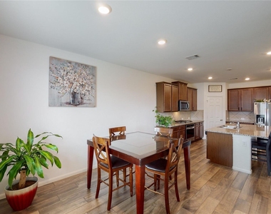31415 Whitcombe Summit Way - Photo Thumbnail 11