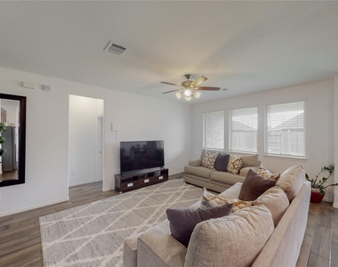 31415 Whitcombe Summit Way - Photo Thumbnail 4