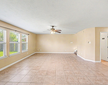 18114 Sorrell Oaks Lane - Photo Thumbnail 11