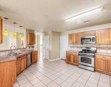 18114 Sorrell Oaks Lane - Photo Thumbnail 15