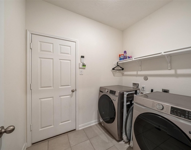 6218 Morning Fern Lane - Photo Thumbnail 21