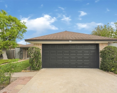 9208 Carousel Lane - Photo Thumbnail 1