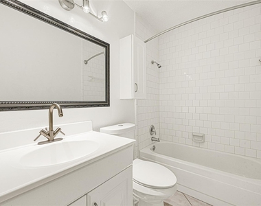 9208 Carousel Lane - Photo Thumbnail 15