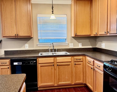 16010 Limestone Lake Drive - Photo Thumbnail 6