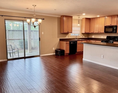 16010 Limestone Lake Drive - Photo Thumbnail 13