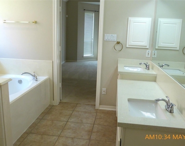 10142 Lazy Lagoon - Photo Thumbnail 11