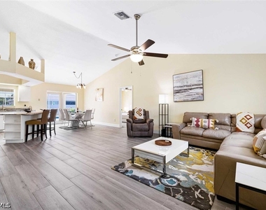 2122 Sw 25th Street - Photo Thumbnail 5