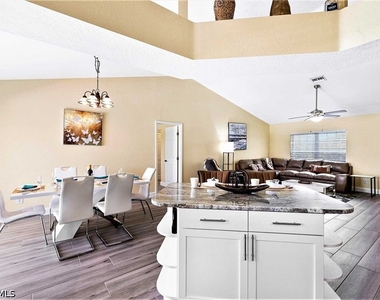 2122 Sw 25th Street - Photo Thumbnail 3