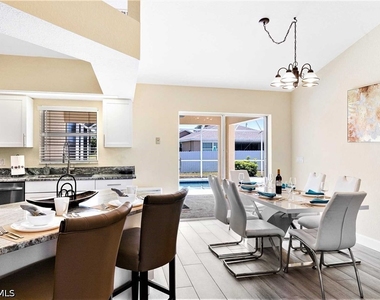 2122 Sw 25th Street - Photo Thumbnail 2