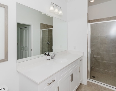 6034 National Boulevard - Photo Thumbnail 9