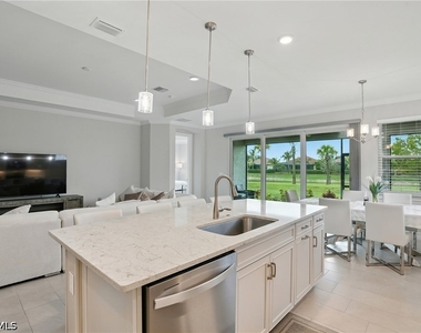28165 Captiva Shell Loop - Photo Thumbnail 10