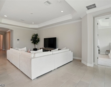 28165 Captiva Shell Loop - Photo Thumbnail 15