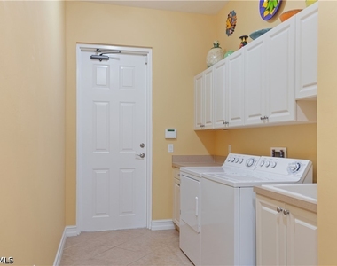 5050 Blauvelt Way - Photo Thumbnail 10