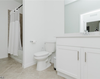 6034 National Boulevard - Photo Thumbnail 12