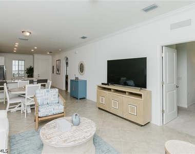 6034 National Boulevard - Photo Thumbnail 2