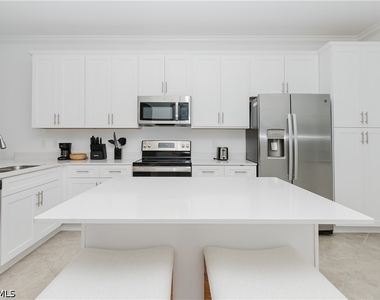 6034 National Boulevard - Photo Thumbnail 5