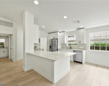 28050 Boccaccio Way - Photo Thumbnail 2