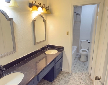 8719 Beau Monde Drive - Photo Thumbnail 7