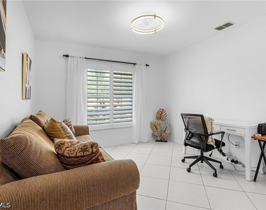 760 Wiggins Lake Drive - Photo Thumbnail 22