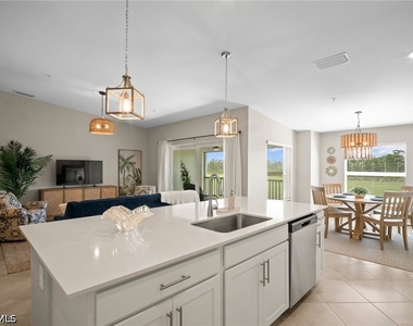 15195 Bluffton Lane - Photo Thumbnail 13