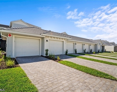 15195 Bluffton Lane - Photo Thumbnail 2