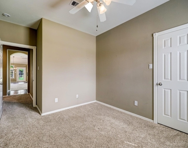 18618 Jaya Loch Court - Photo Thumbnail 13