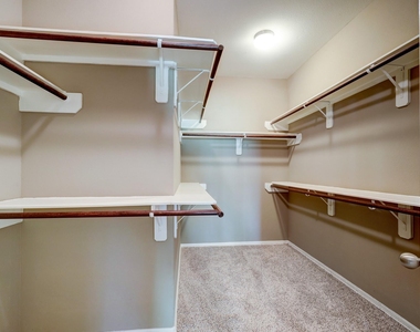 18618 Jaya Loch Court - Photo Thumbnail 11