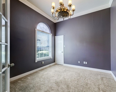 18618 Jaya Loch Court - Photo Thumbnail 3