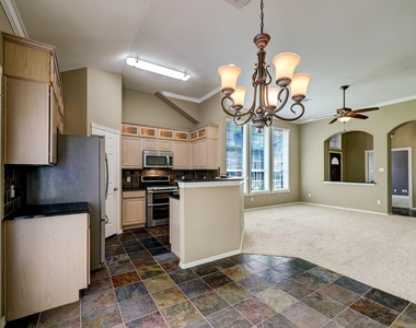 18618 Jaya Loch Court - Photo Thumbnail 7