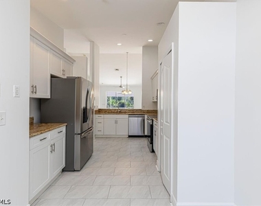 5446 Whitten Drive - Photo Thumbnail 2