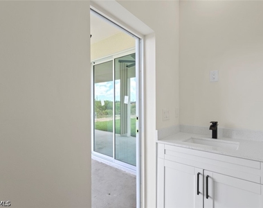 4221 18th Street Sw - Photo Thumbnail 14