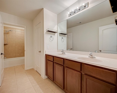 346 Apache Field Lane - Photo Thumbnail 24