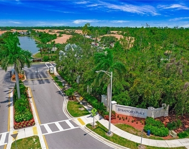 880 Hampton Circle - Photo Thumbnail 35