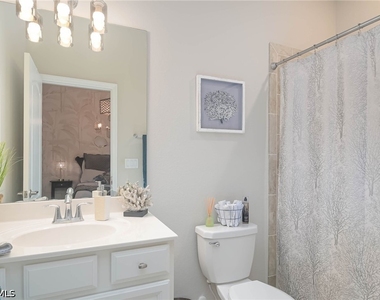 2105 Clementine Street - Photo Thumbnail 8